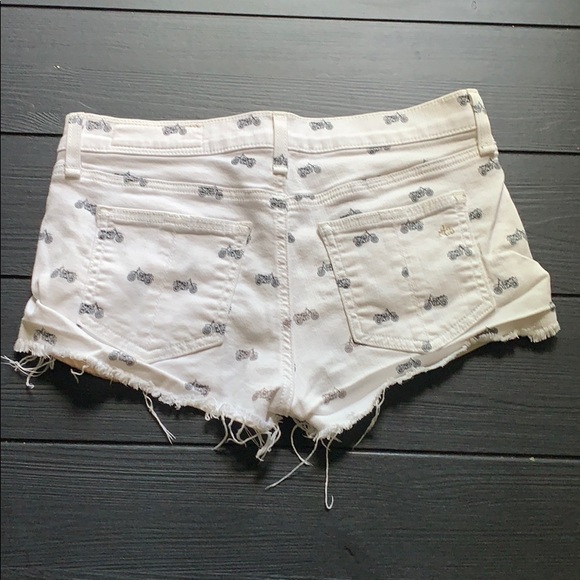Rag & Bone Shorts - Picture 2 of 6